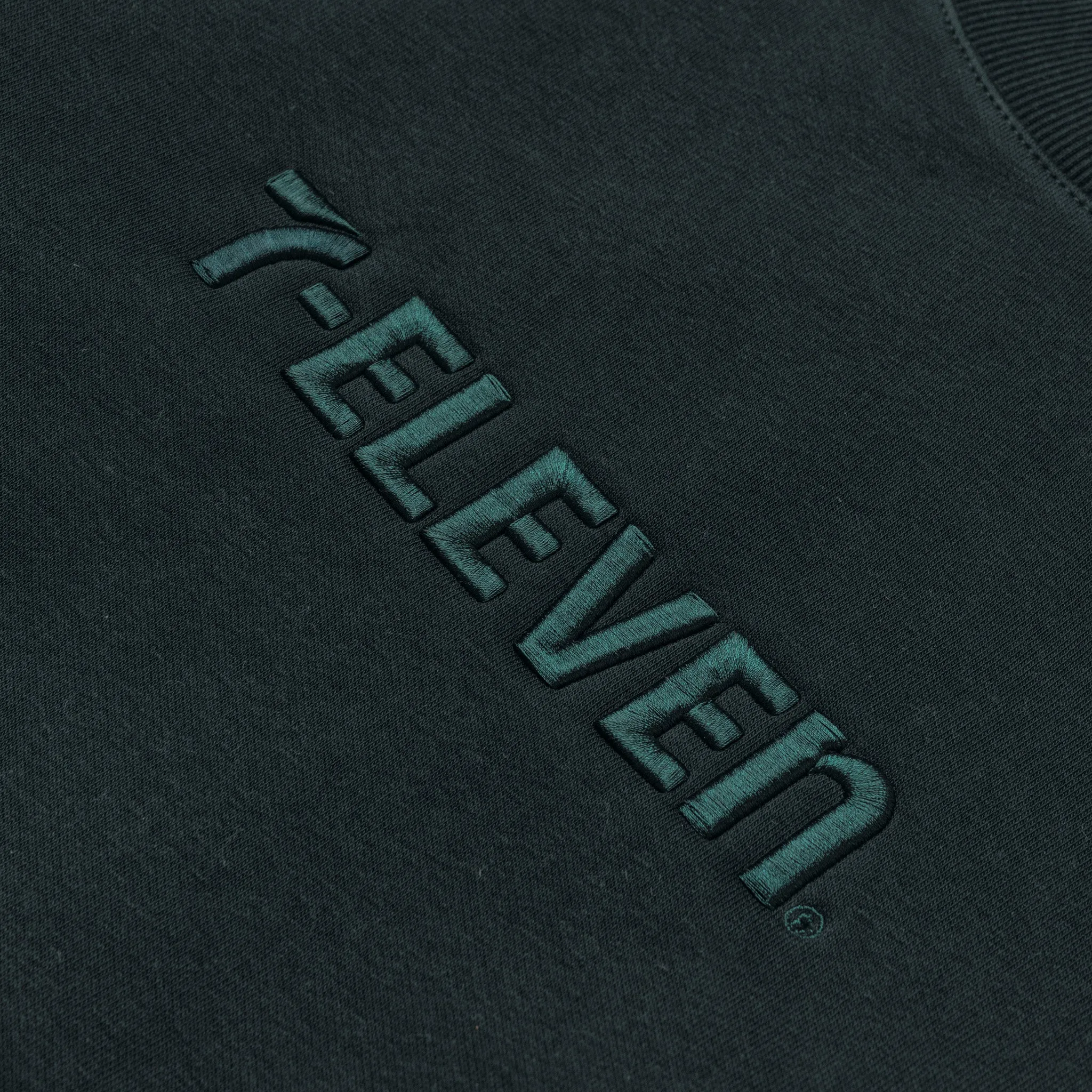 7-Eleven® Embroidered Crewneck - Pine Green