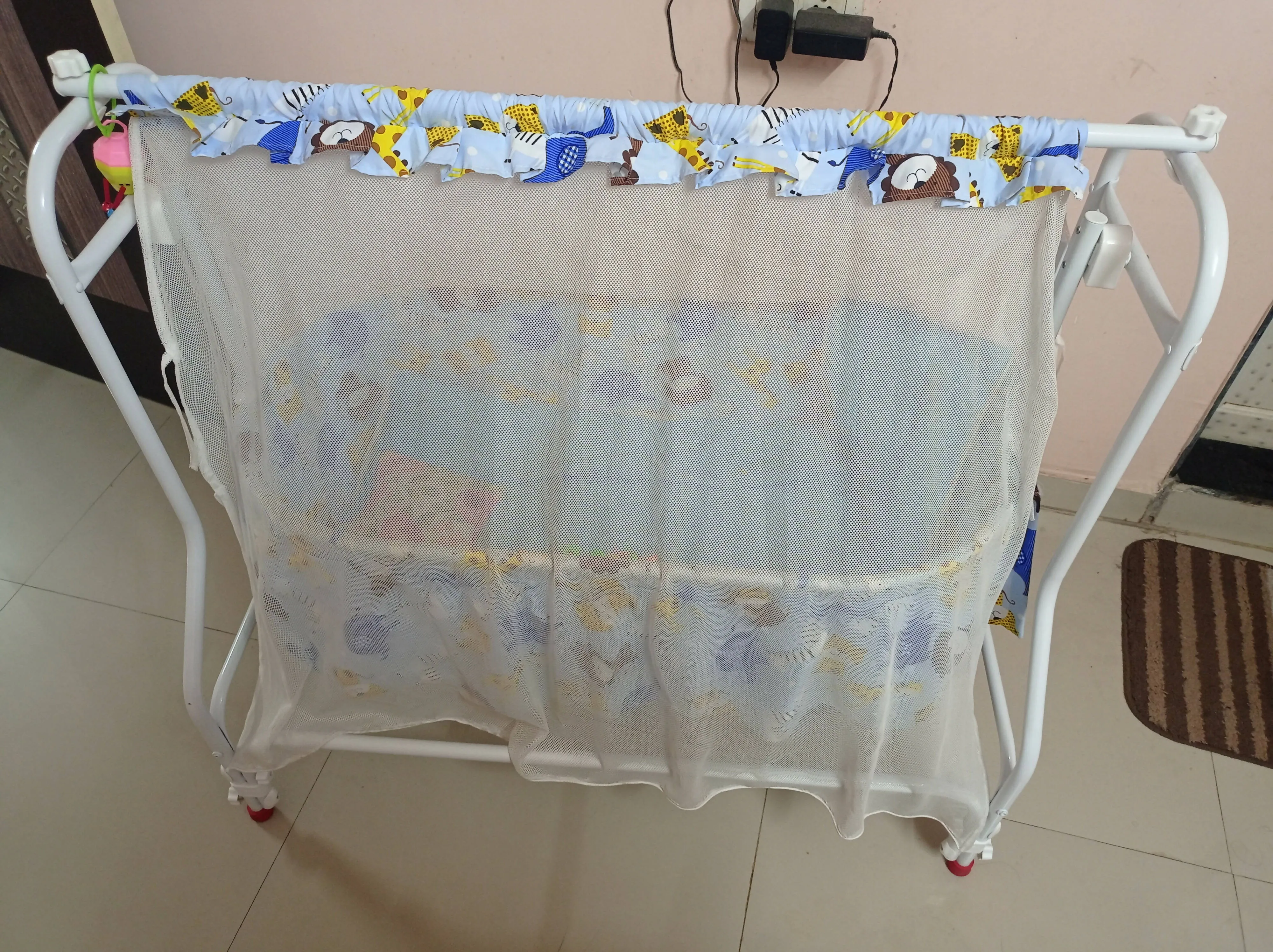 BABYHUG Cozy Nest Cradle with Mosquito Net - Blue