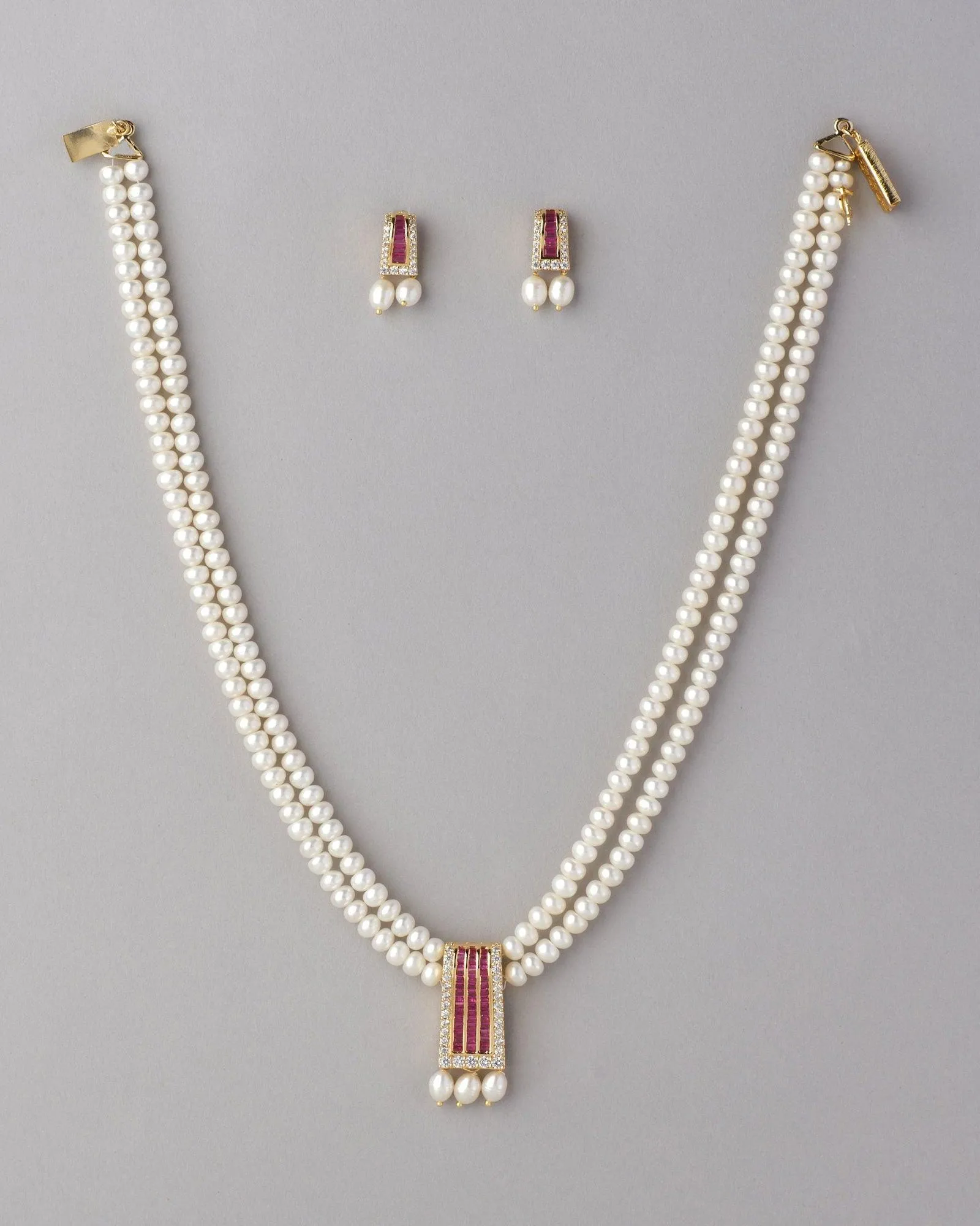 Beautiful Real Pearl Necklace Set