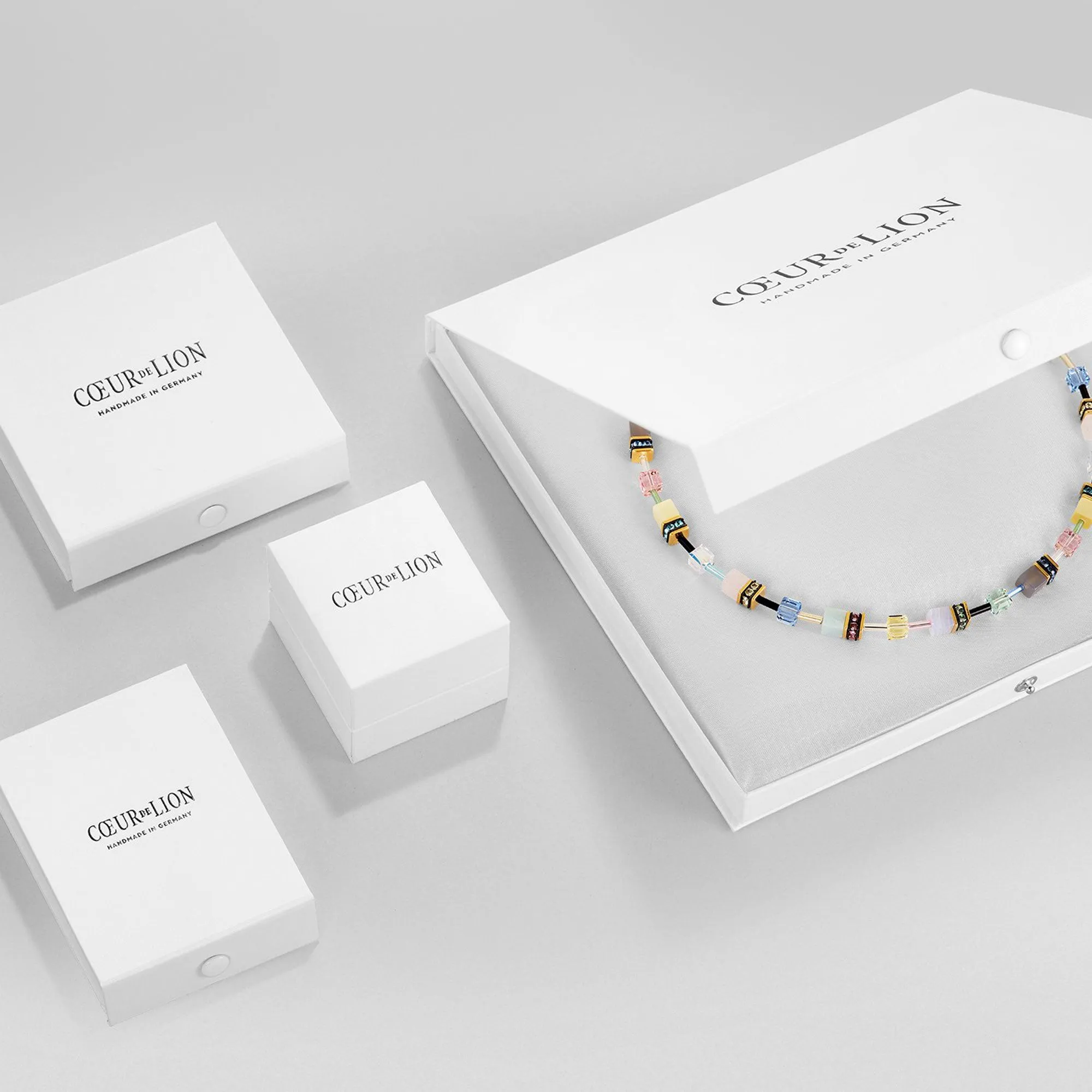 GEOCUBE Grey-Gold Necklace