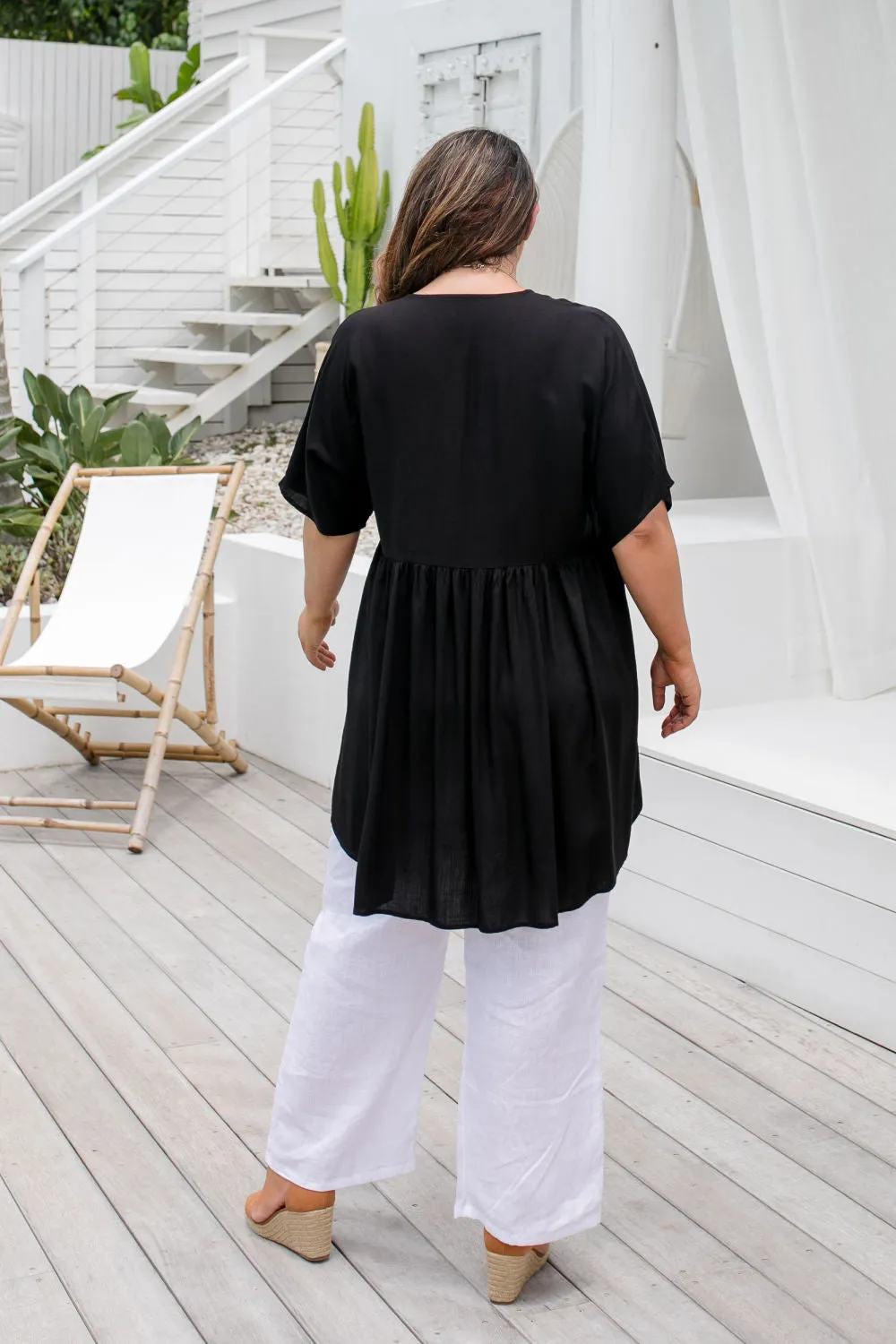 Jasmine Tunic Top - Black