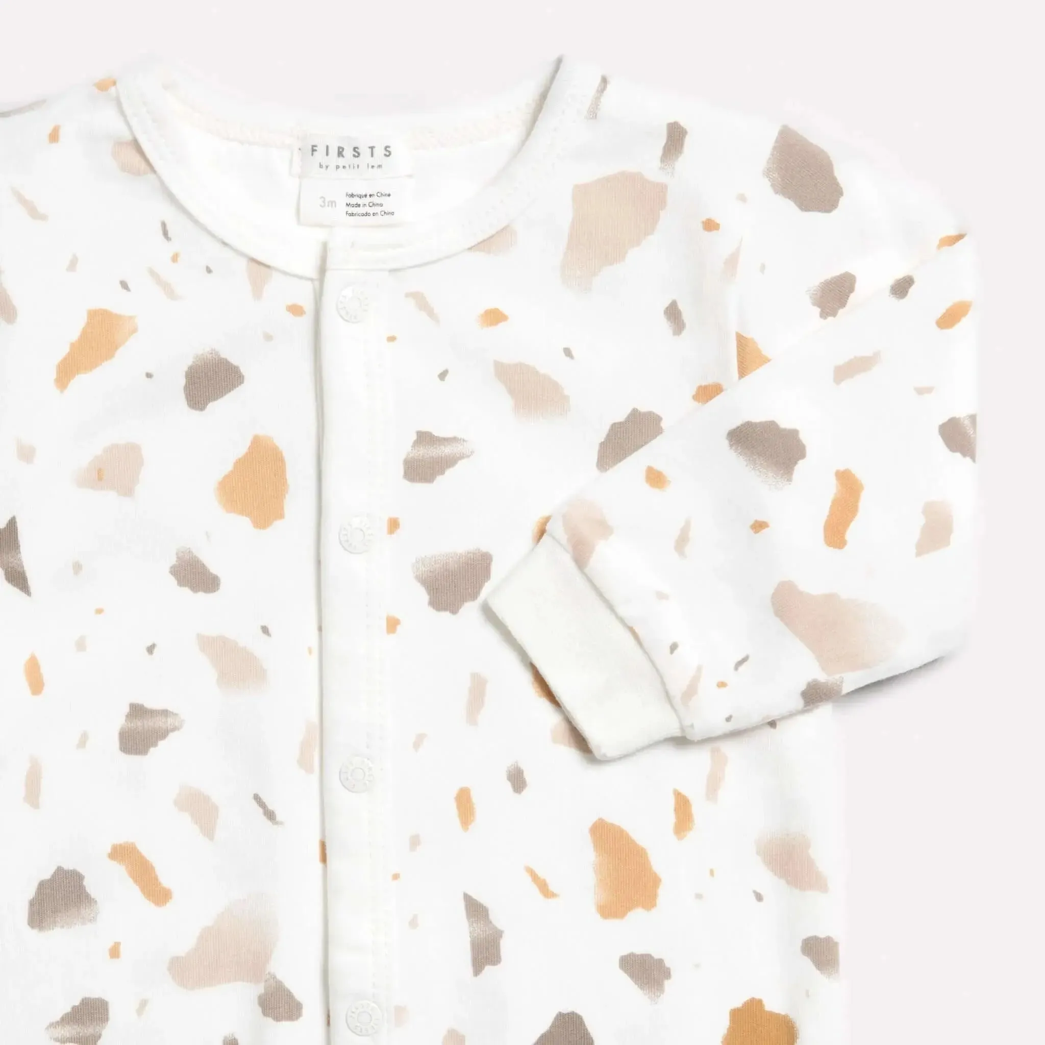 "Golden Pebble Terrazzo" Print on Off-White Sleeper | Petit Lem